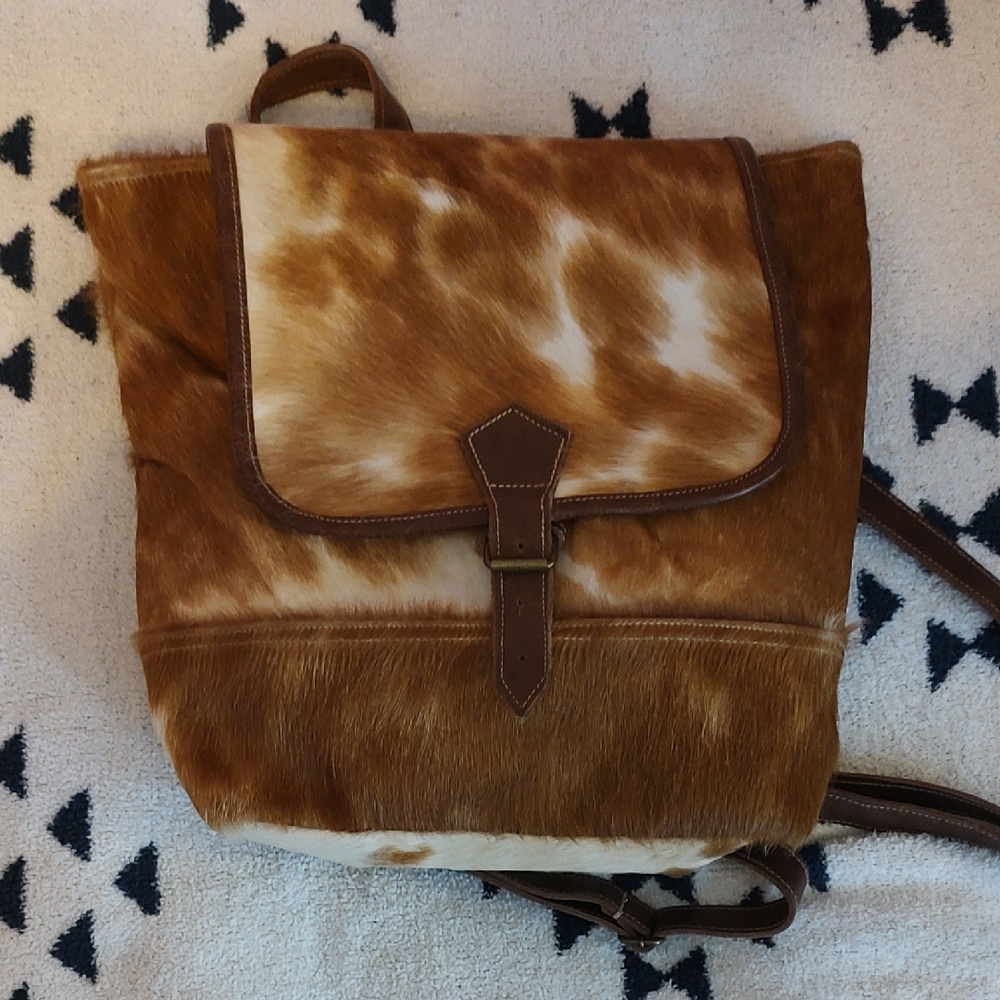 Cowhide Brown Ranch-Style Backpack - Sleek Everyday Carry Large